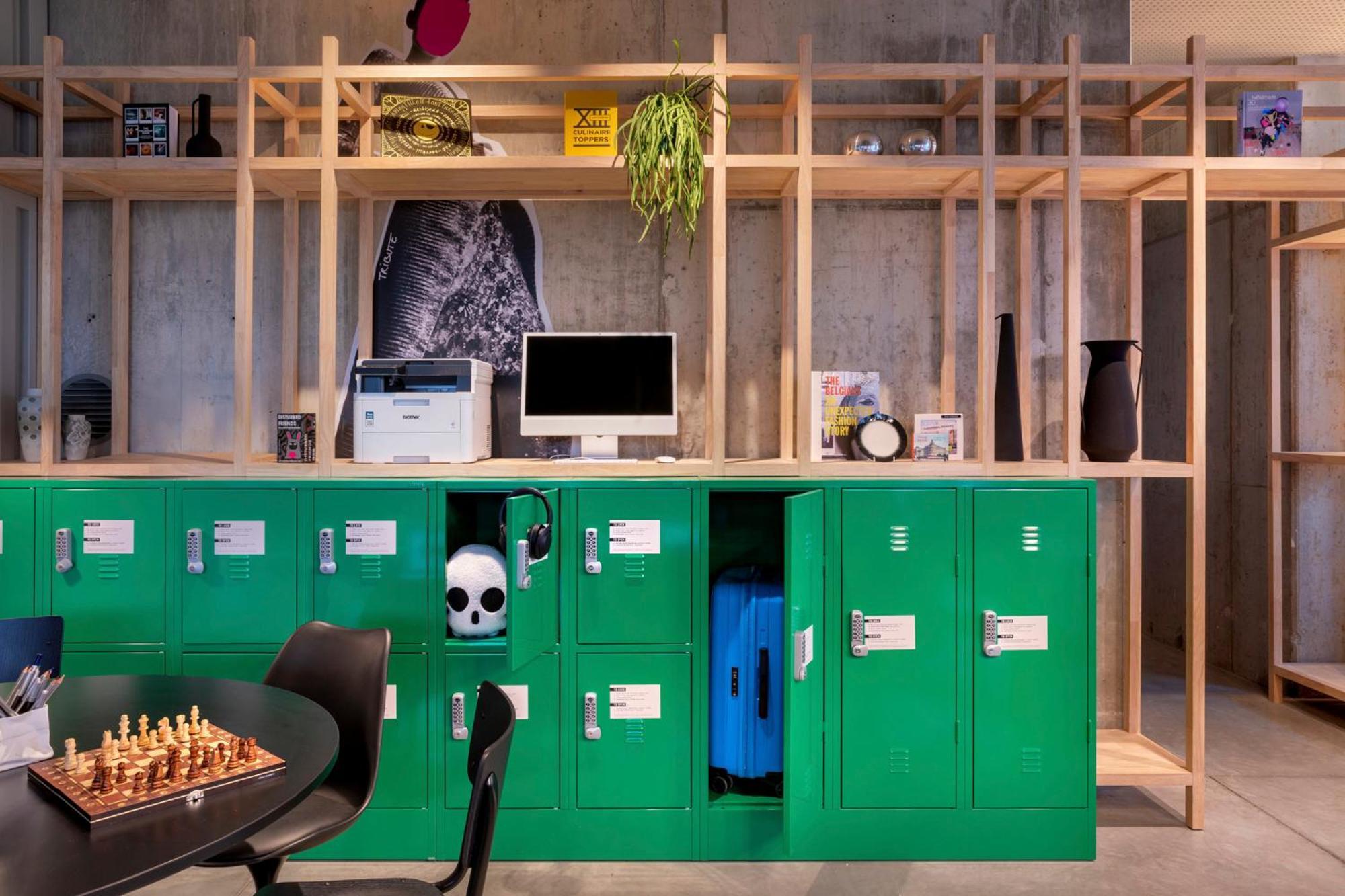 Moxy Antwerp Hotel Екстериор снимка