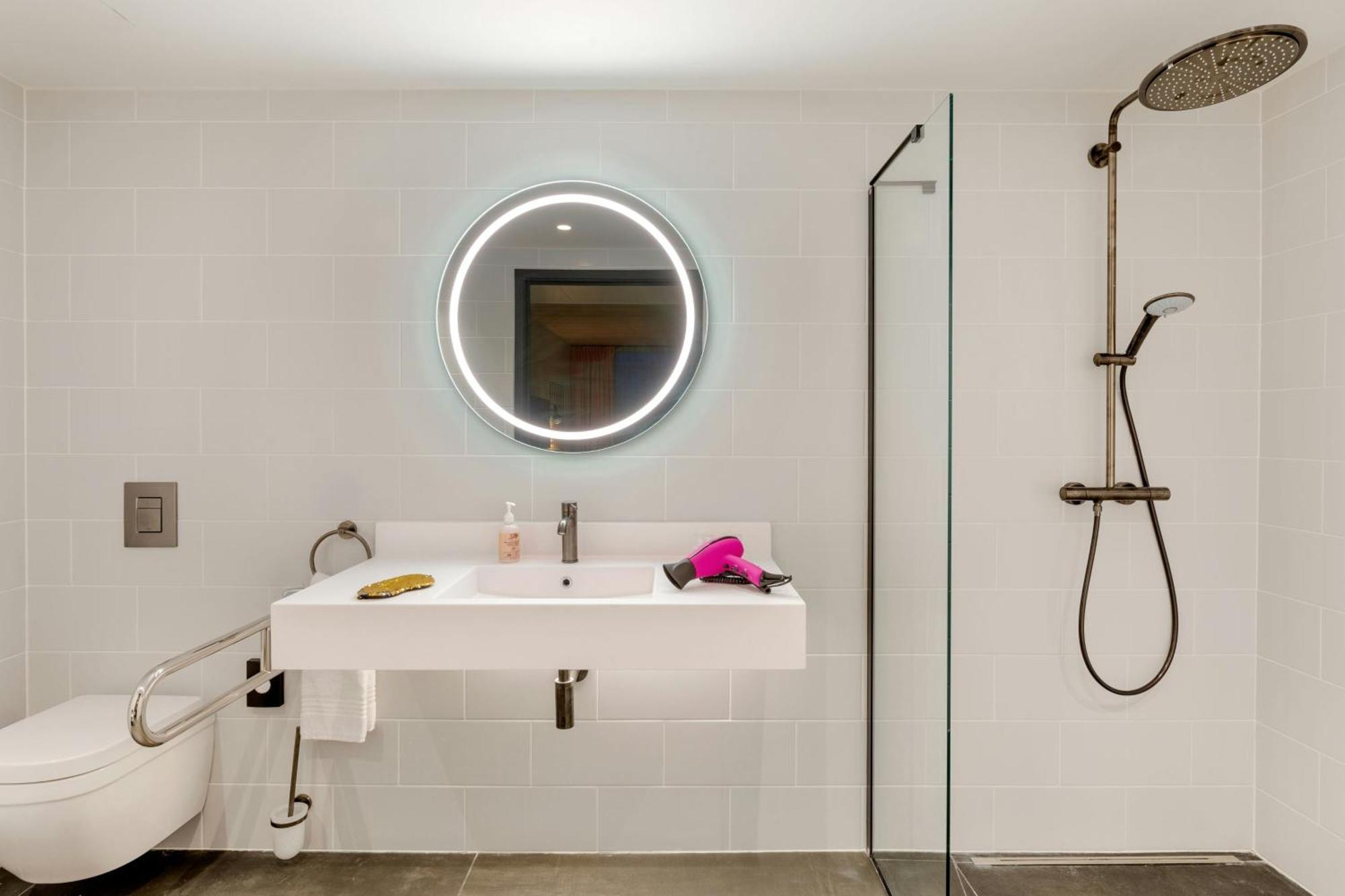 Moxy Antwerp Hotel Екстериор снимка