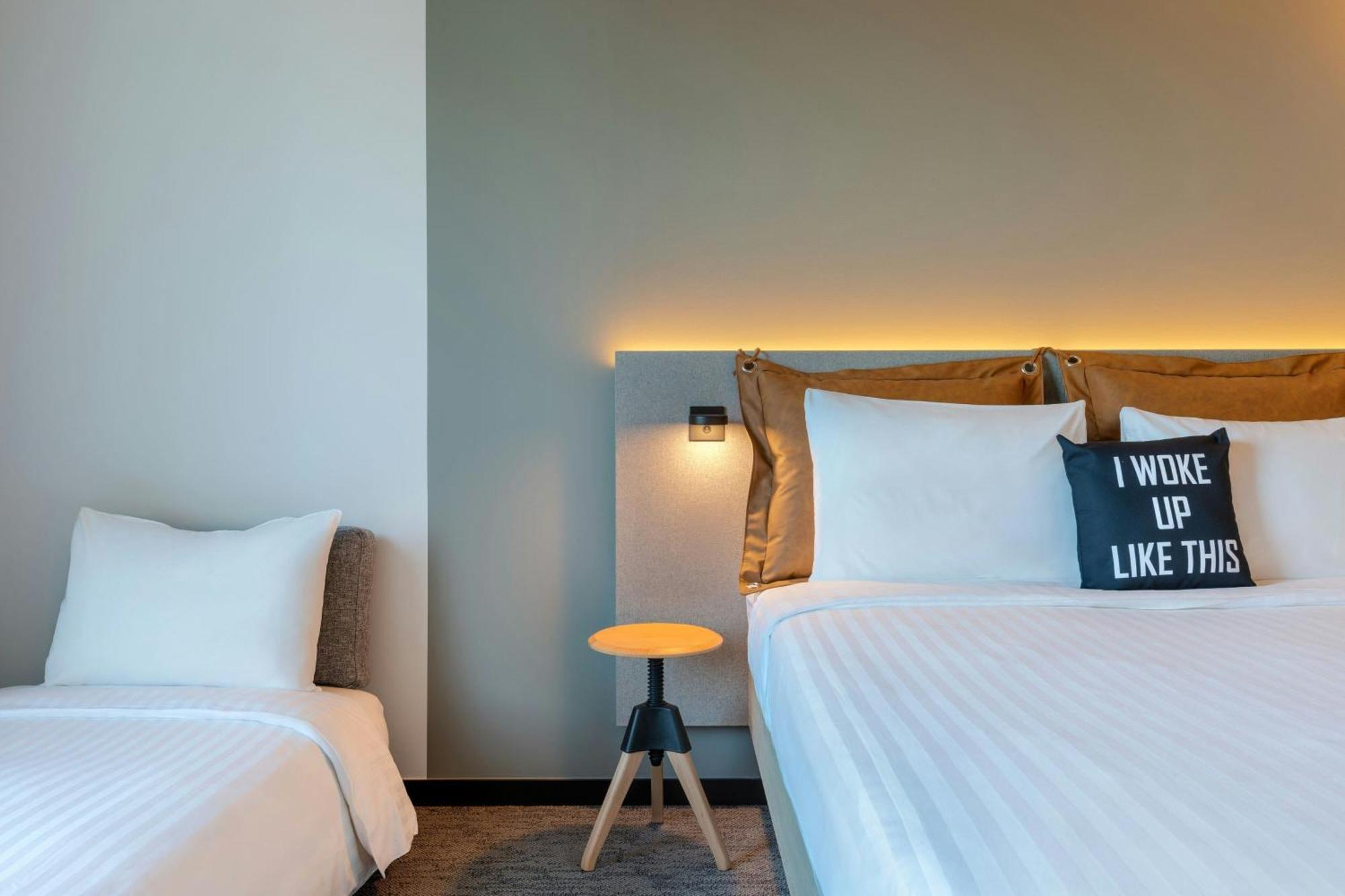 Moxy Antwerp Hotel Екстериор снимка