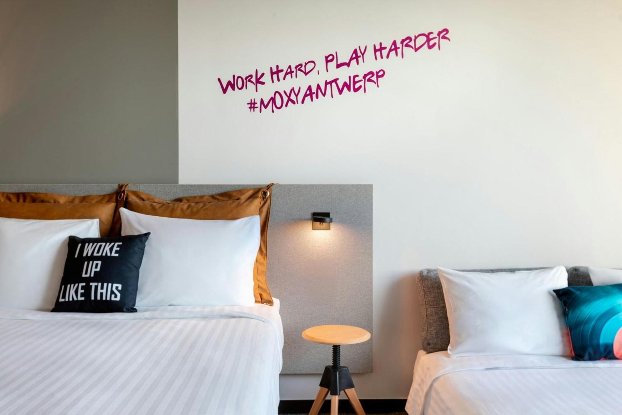 Moxy Antwerp Hotel Екстериор снимка