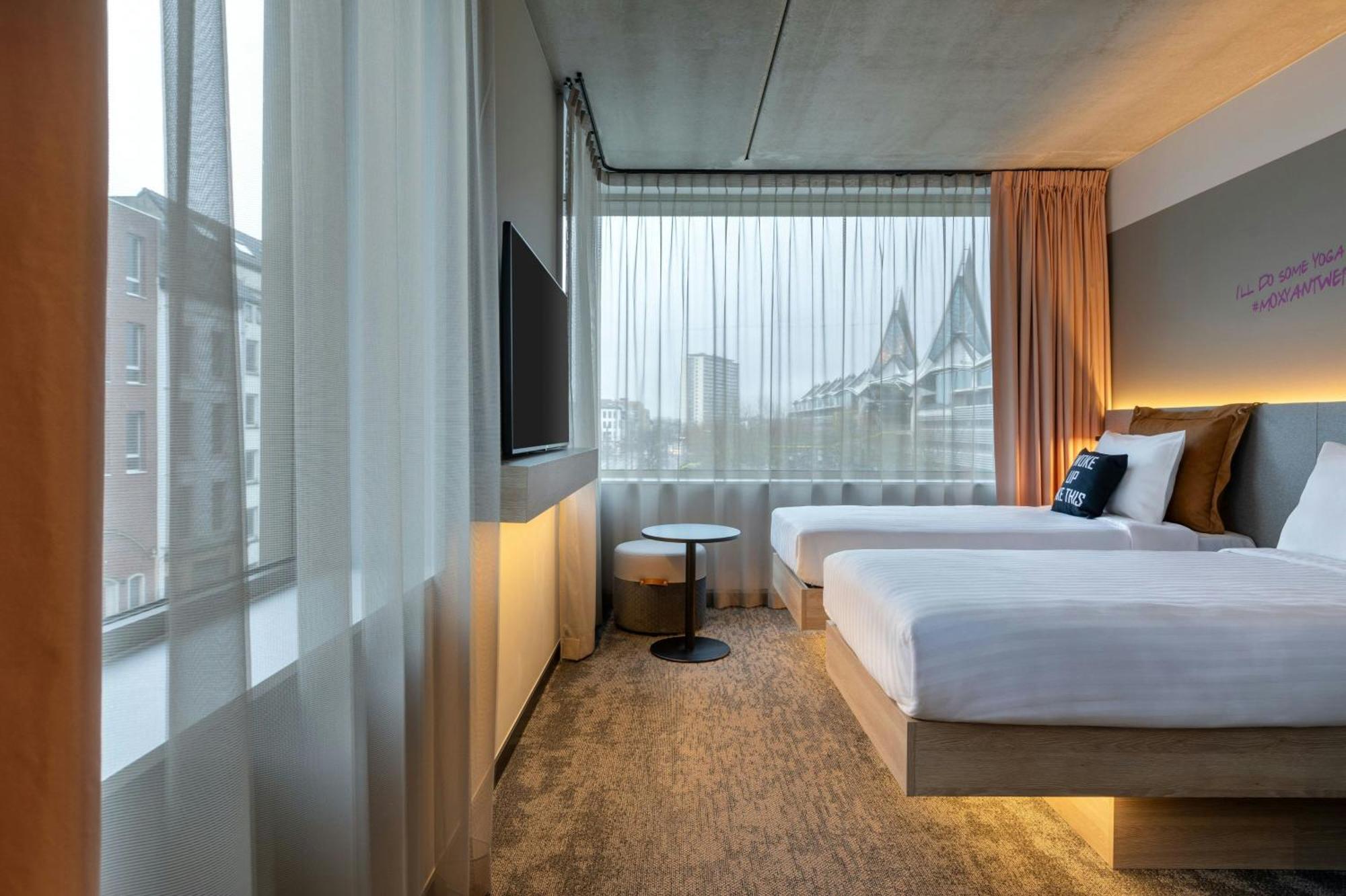 Moxy Antwerp Hotel Екстериор снимка