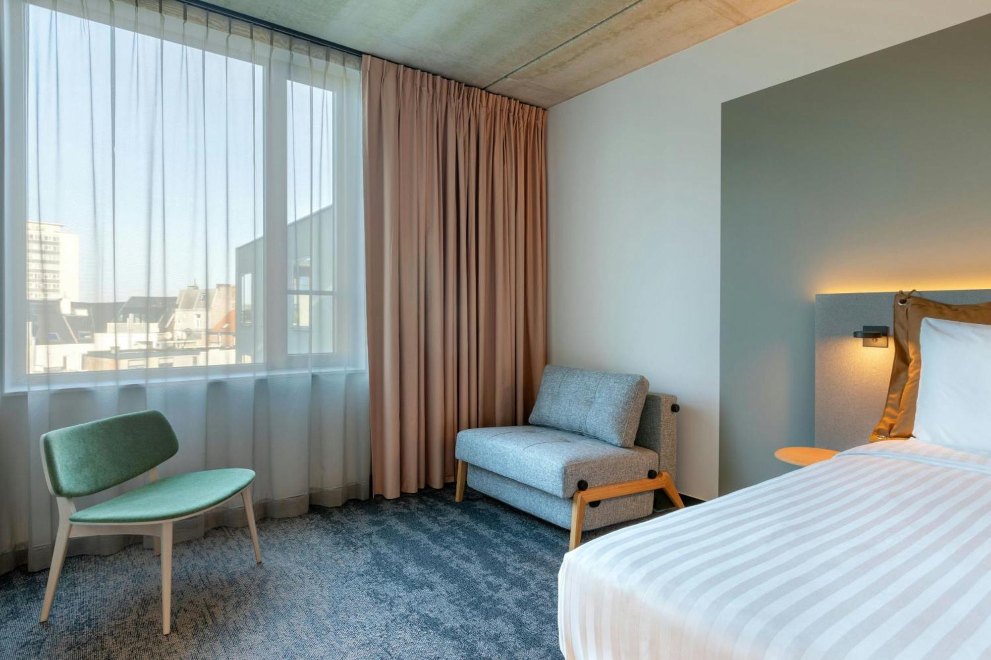 Moxy Antwerp Hotel Екстериор снимка