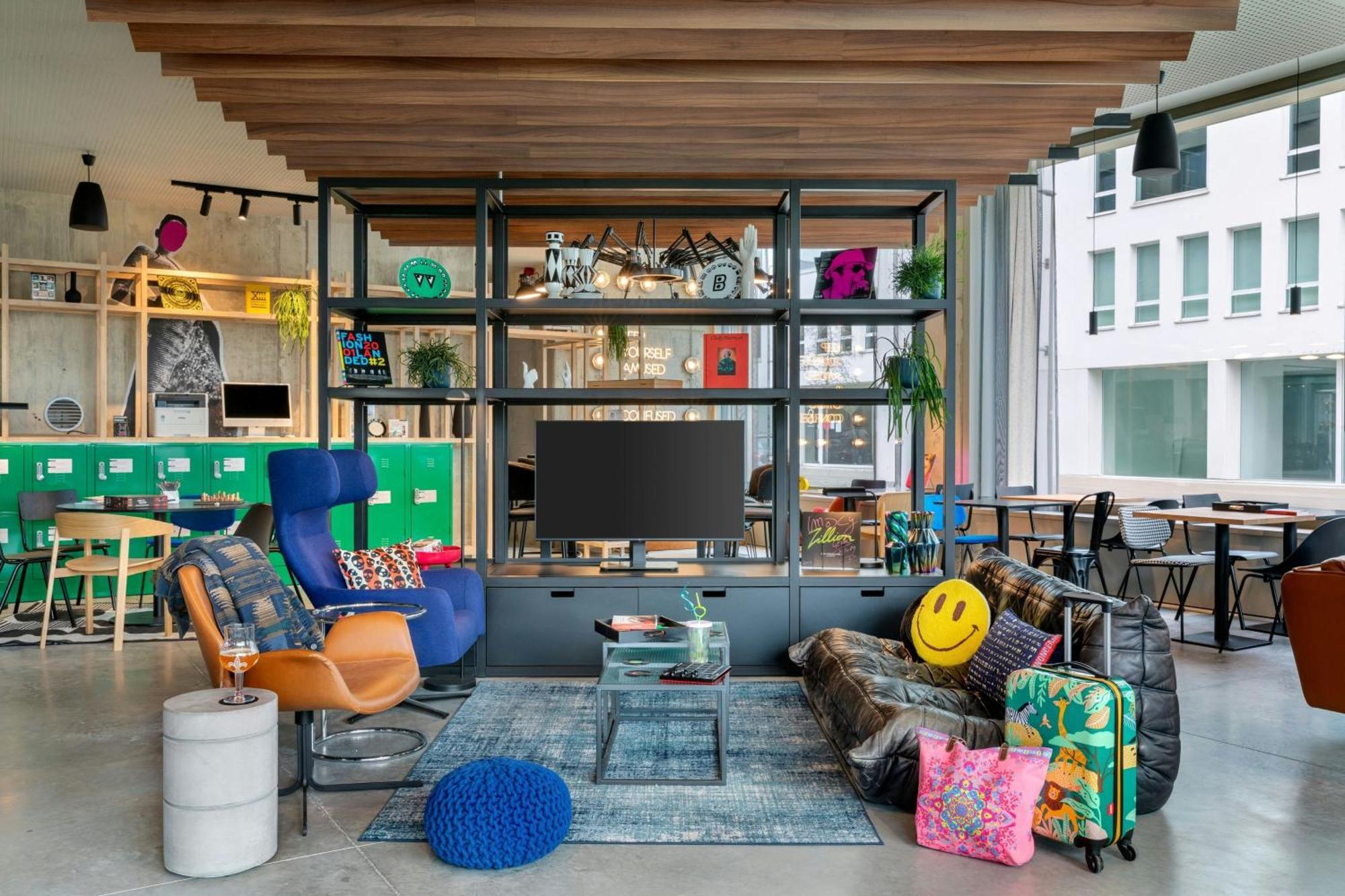 Moxy Antwerp Hotel Екстериор снимка